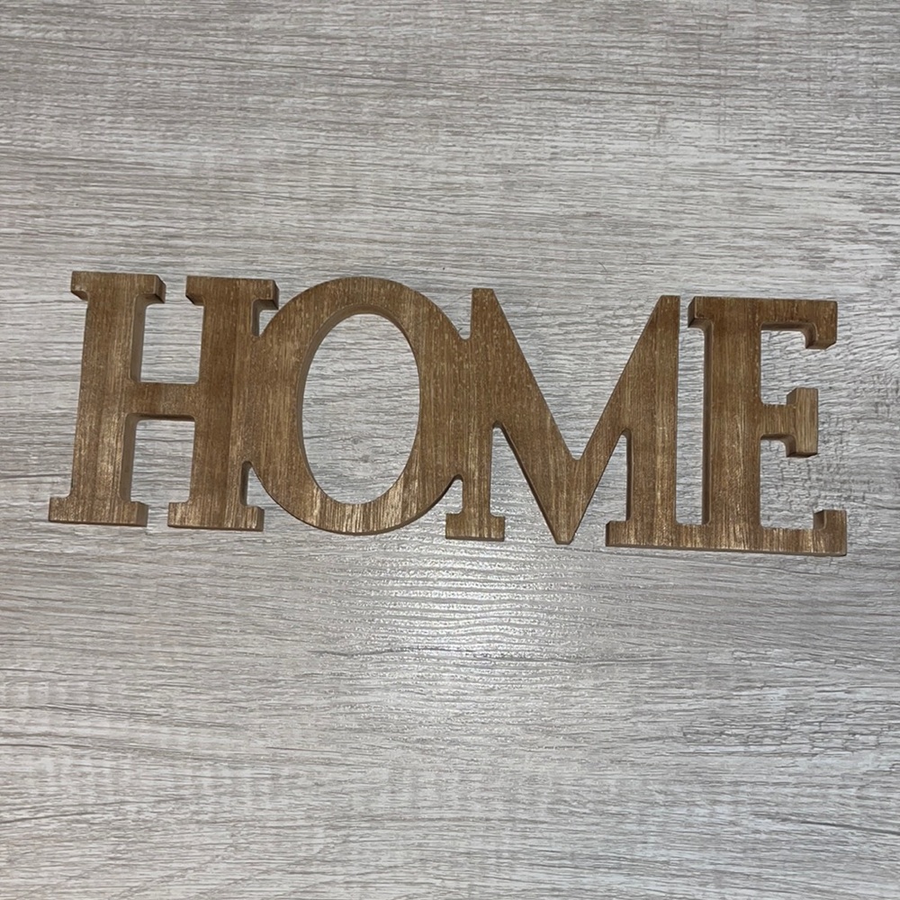 ‘HOME’ Wooden Wall Decor Sign